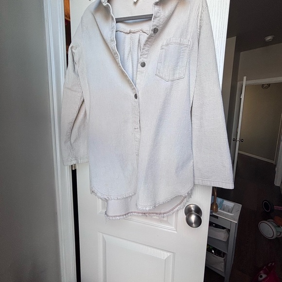 Elan Cream Ribbed Knit Top - Picture 3 of 5